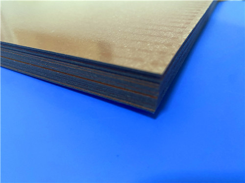 Aktueller Firmenfall über Eine Luft- und Raumfahrt-Qualität, RF-PCB ohne Maske mit keramisch gefülltem PTFE